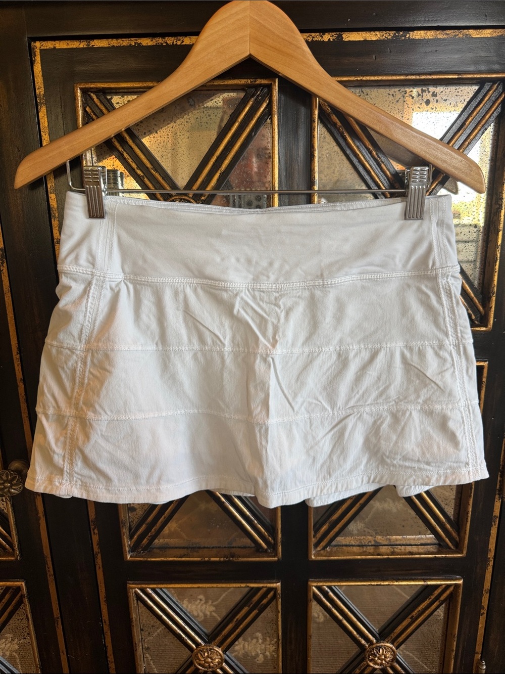 White Women’s Lululemon Skort